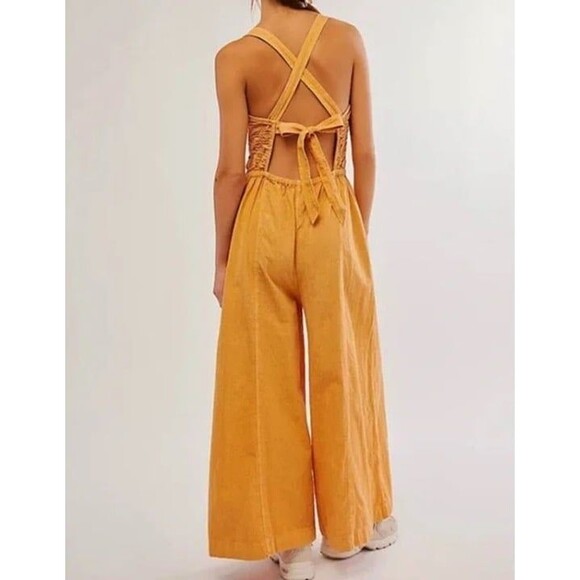 NWT FREE PEOPLE Forever And Always Ruched Melo Pearl  SIZE M Retail: $128 - Picture 3 of 5